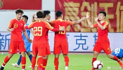 爱游戏正版-国足这个位置将率先完成新老交替，三位新星携手上位，值得期待|于金永|李昊|中国队|美加墨世界杯|中国男足_新浪体育_新浪新闻